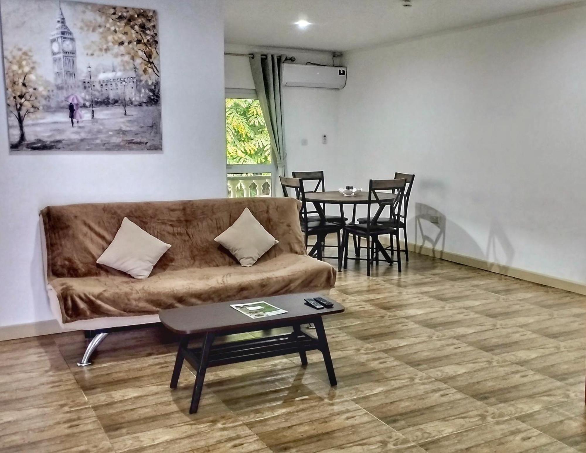 Dovass Self Catering Apartments Takamaka Екстериор снимка