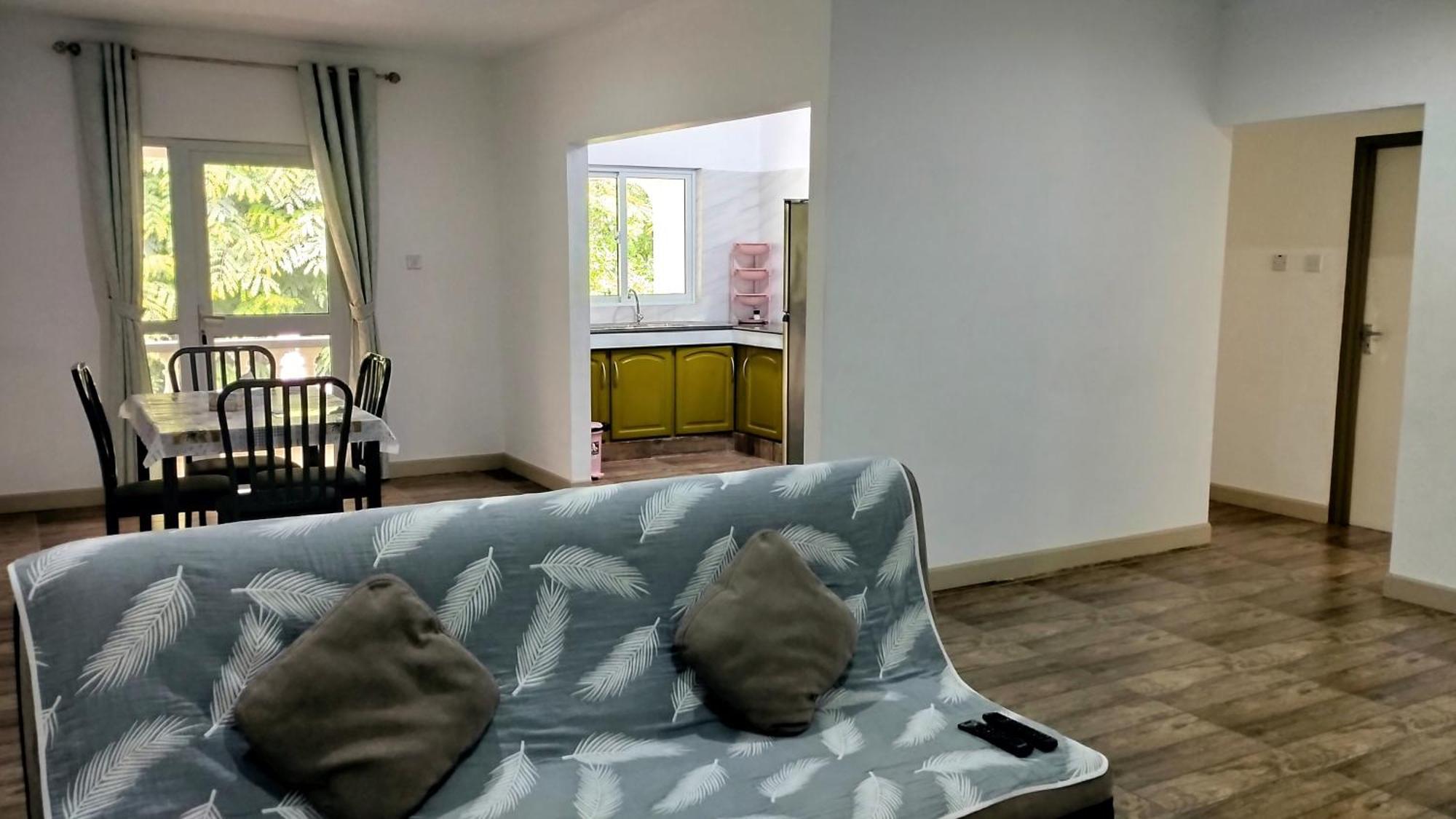 Dovass Self Catering Apartments Takamaka Екстериор снимка