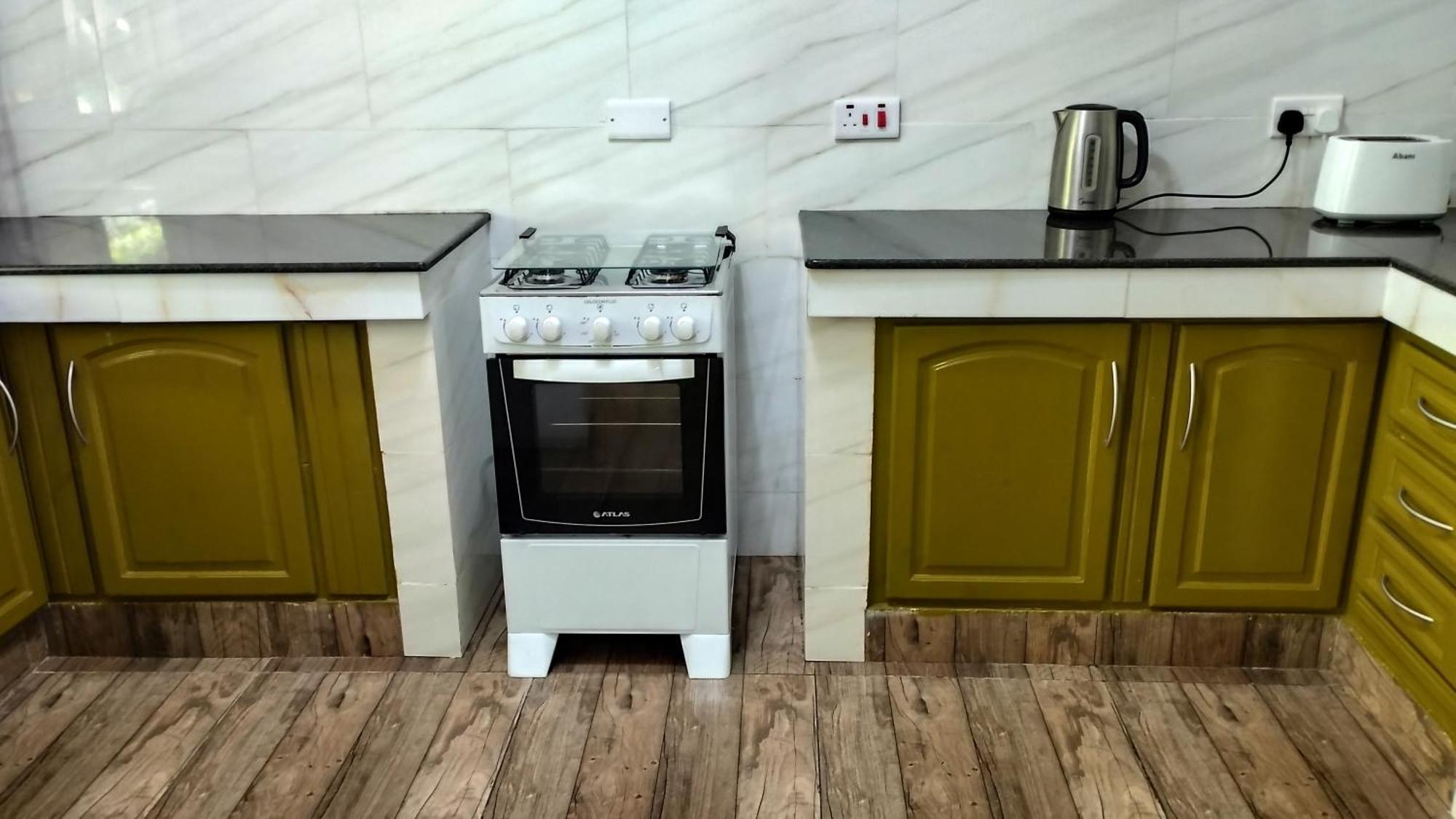 Dovass Self Catering Apartments Takamaka Стая снимка