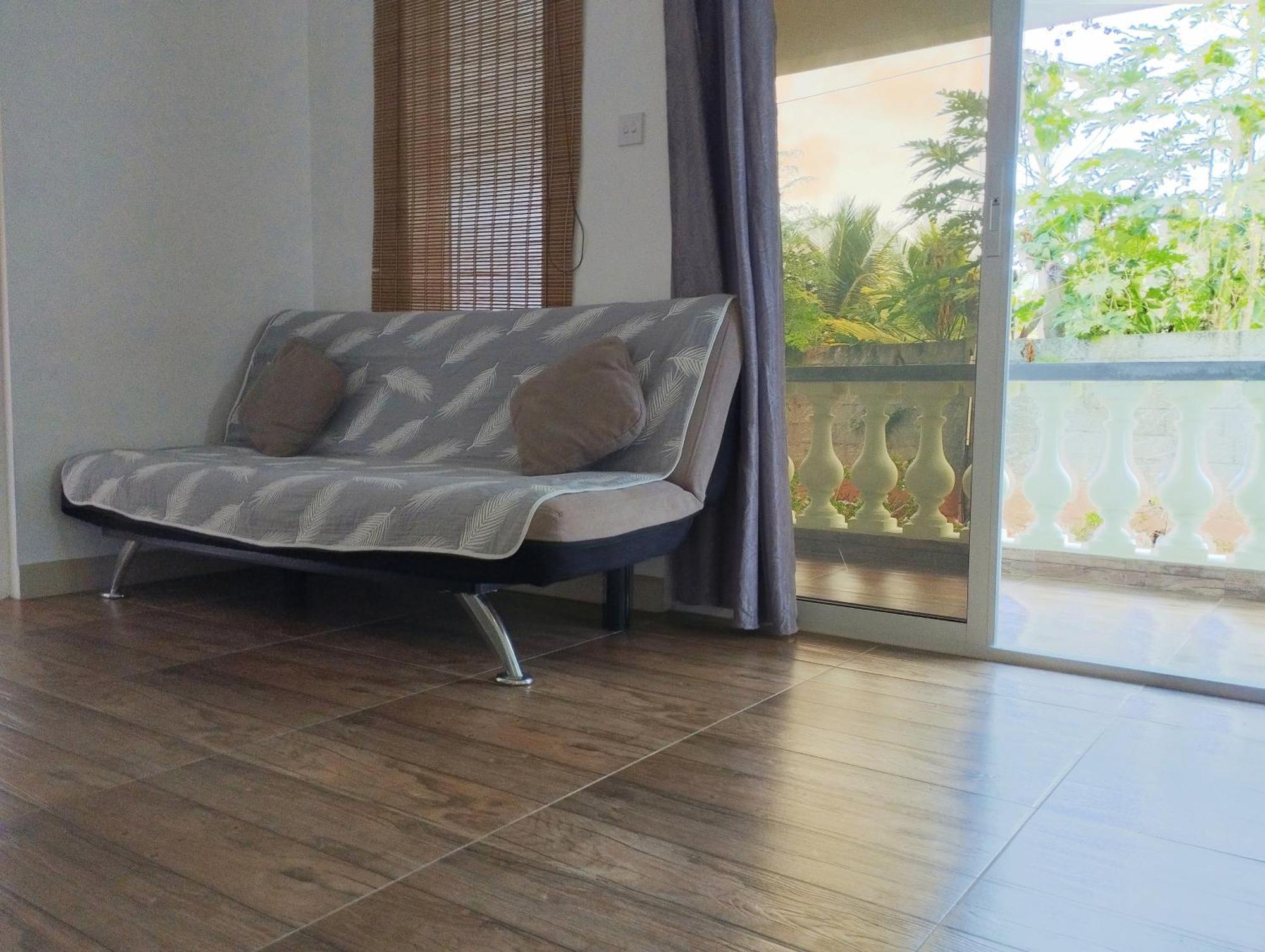 Dovass Self Catering Apartments Takamaka Екстериор снимка